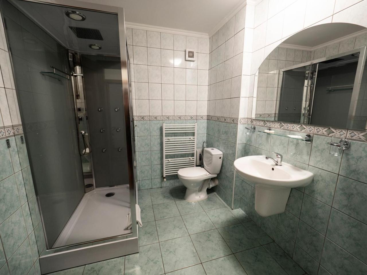 Penzion Almada Zvolen Dış mekan fotoğraf